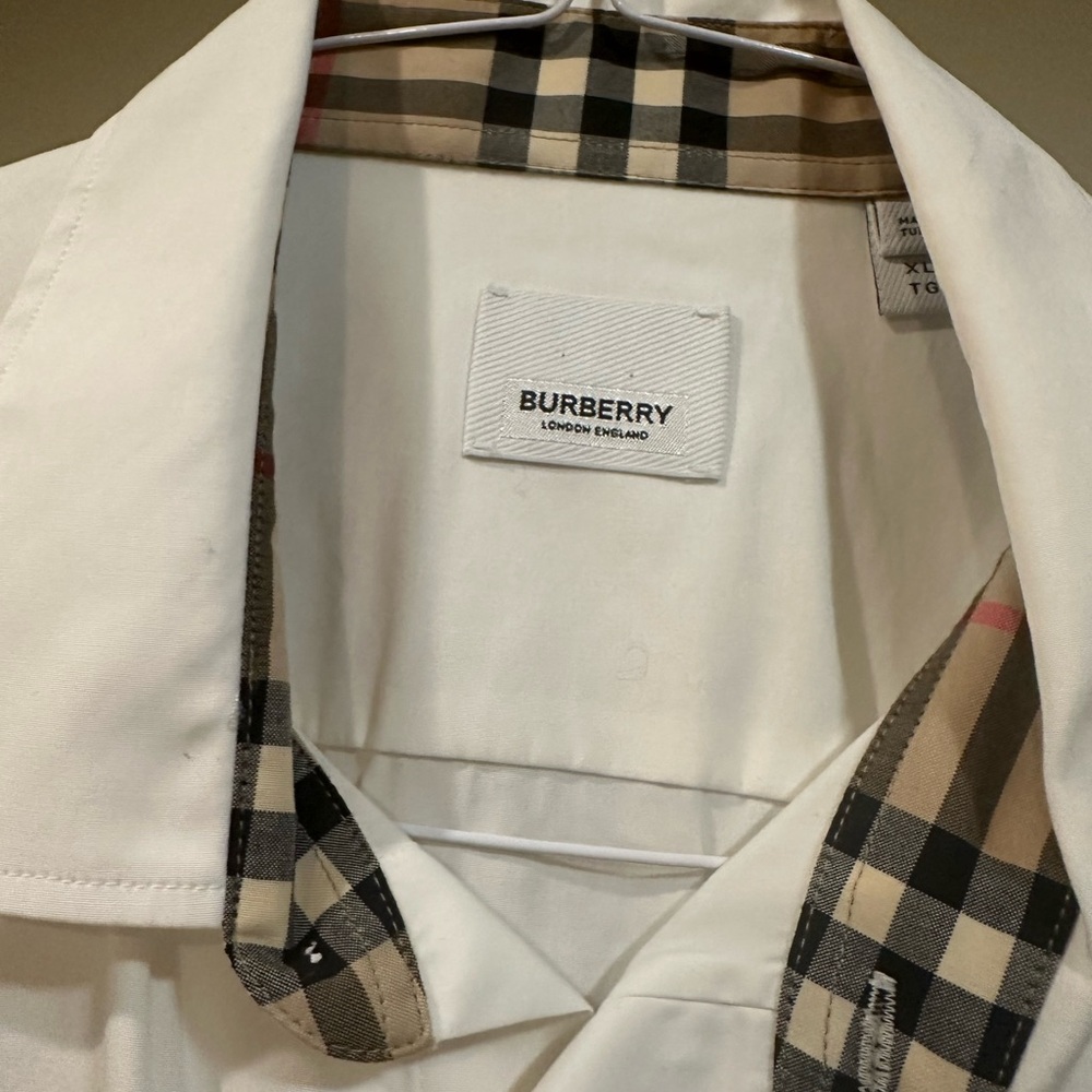 Men’s SZ Xl Burberry Ivory Shirt with Checkered Collar